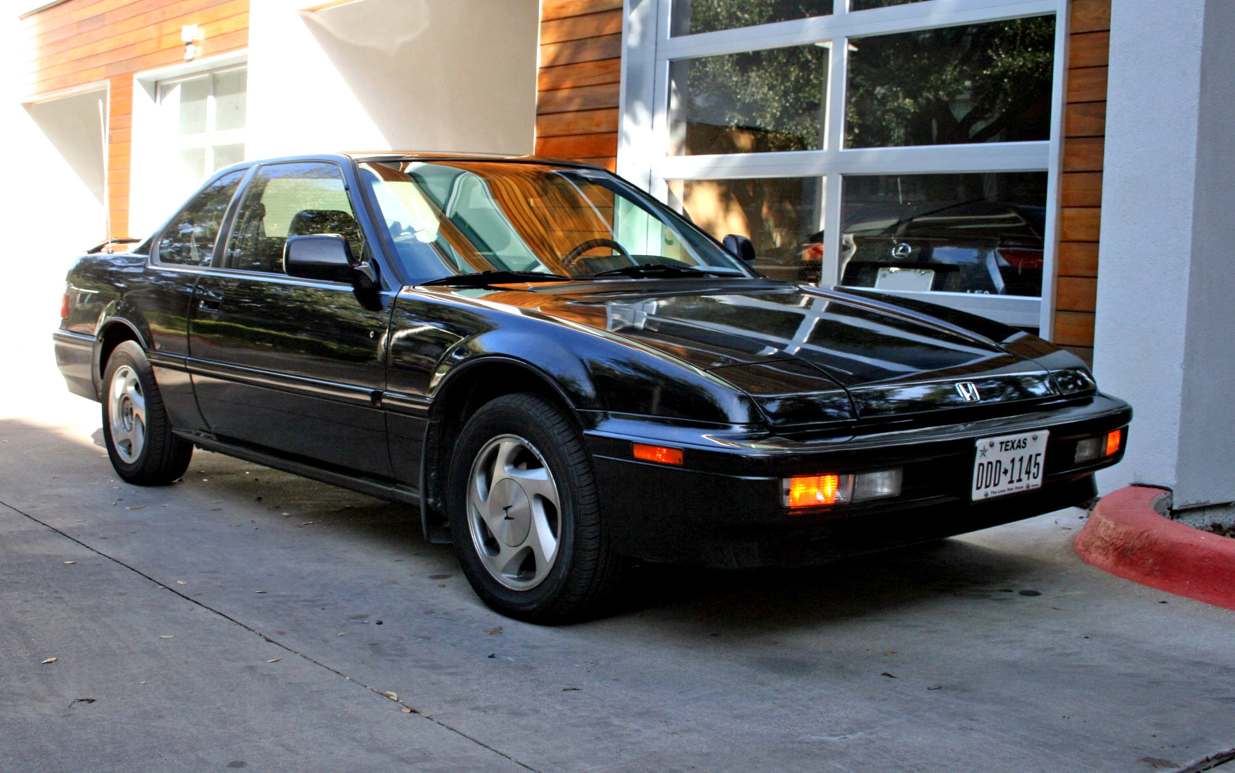 The Analog Joys Of Driving A Near-Perfect Old Honda Prelude Si